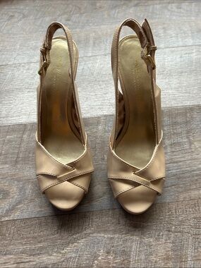 Christian Siriano Beige Peep-Toe Slingback Heels